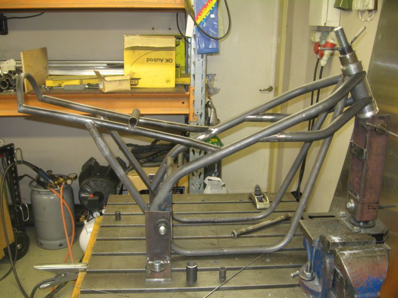 softail swingarm jig build The Chopper Compendium